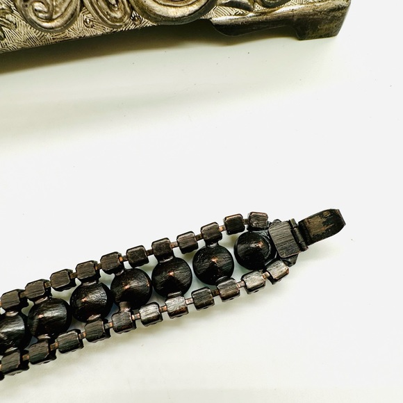 🔥Vintage Green Rhinestone Borealis Bracelet - Picture 8 of 13